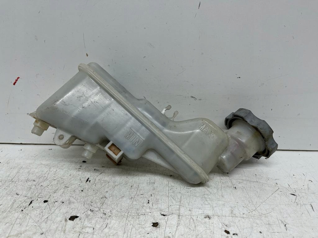 KIA RIO III Behälter des Gasses Brems- 1,2 1,4 BENZ