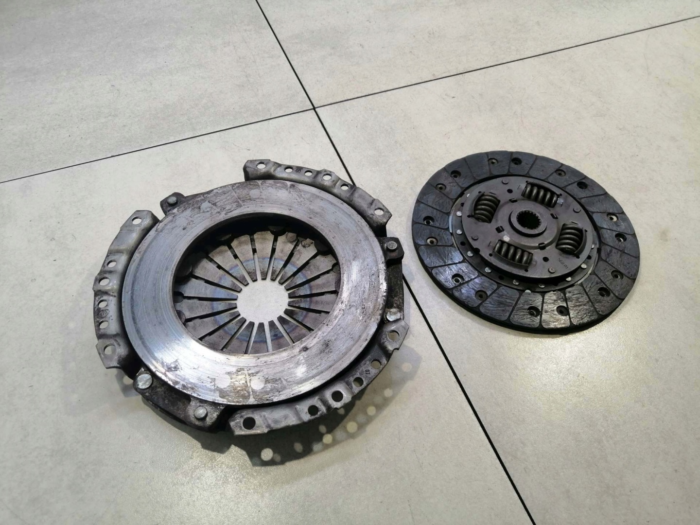 Embrayage Disque de pression HYUNDAI COUPE II 1.6 16V G4GR