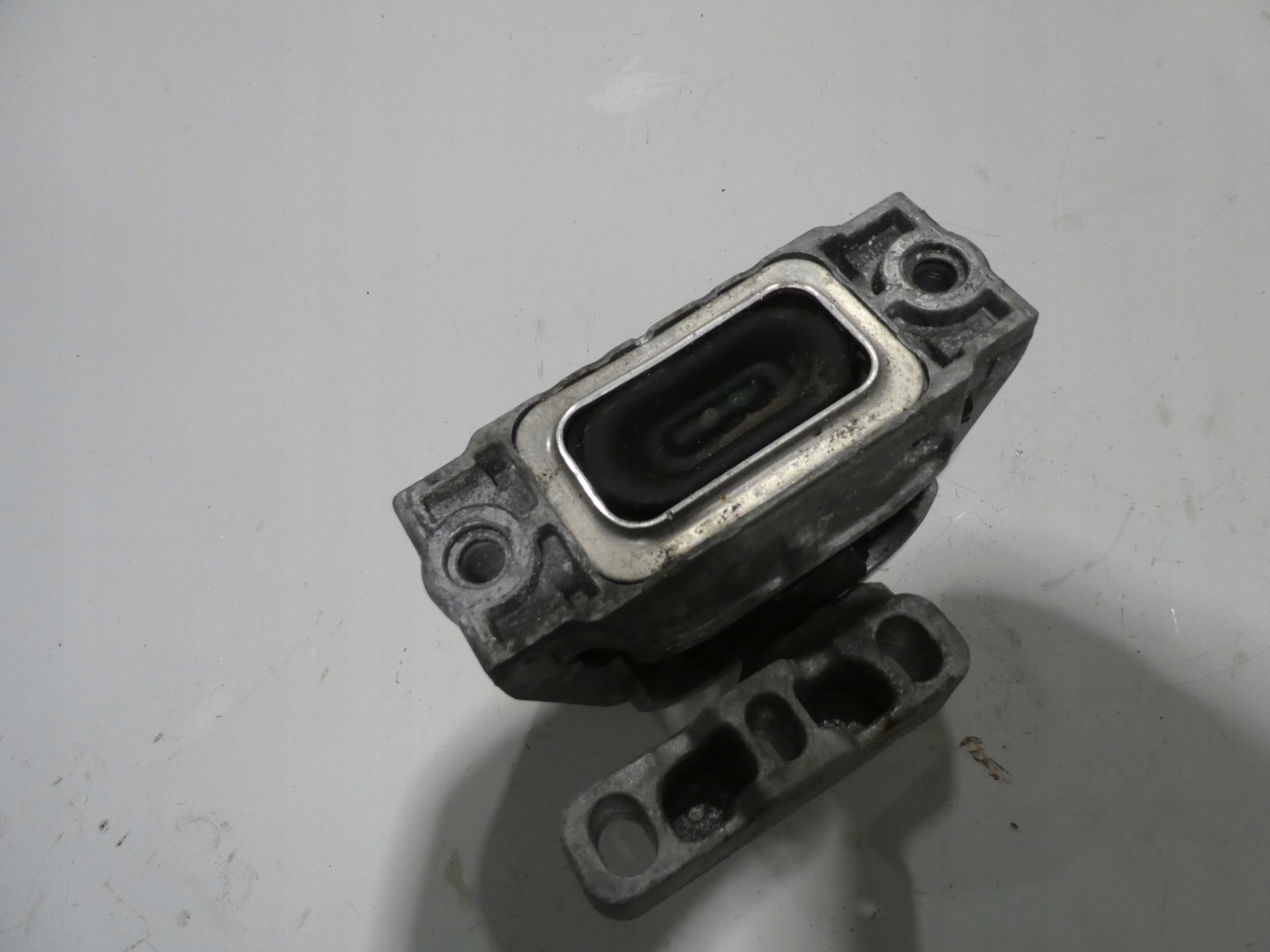 VW AUDI SEAT SKODA Airbag Support 1K0199262CB