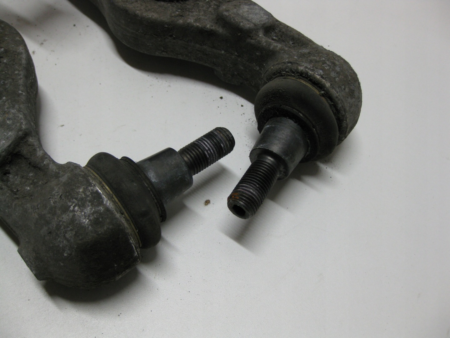AUDI A6 C6 2.4 6V 05R KOMBI arm front right left