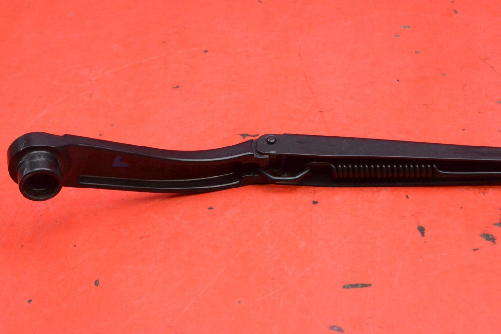 wiper arm front EU KIA SPORTAGE 5 V 21-25
