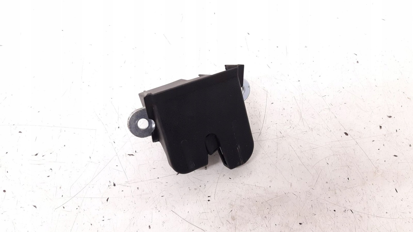 lock bonnet boot VW Tiguan 1,4 TSI