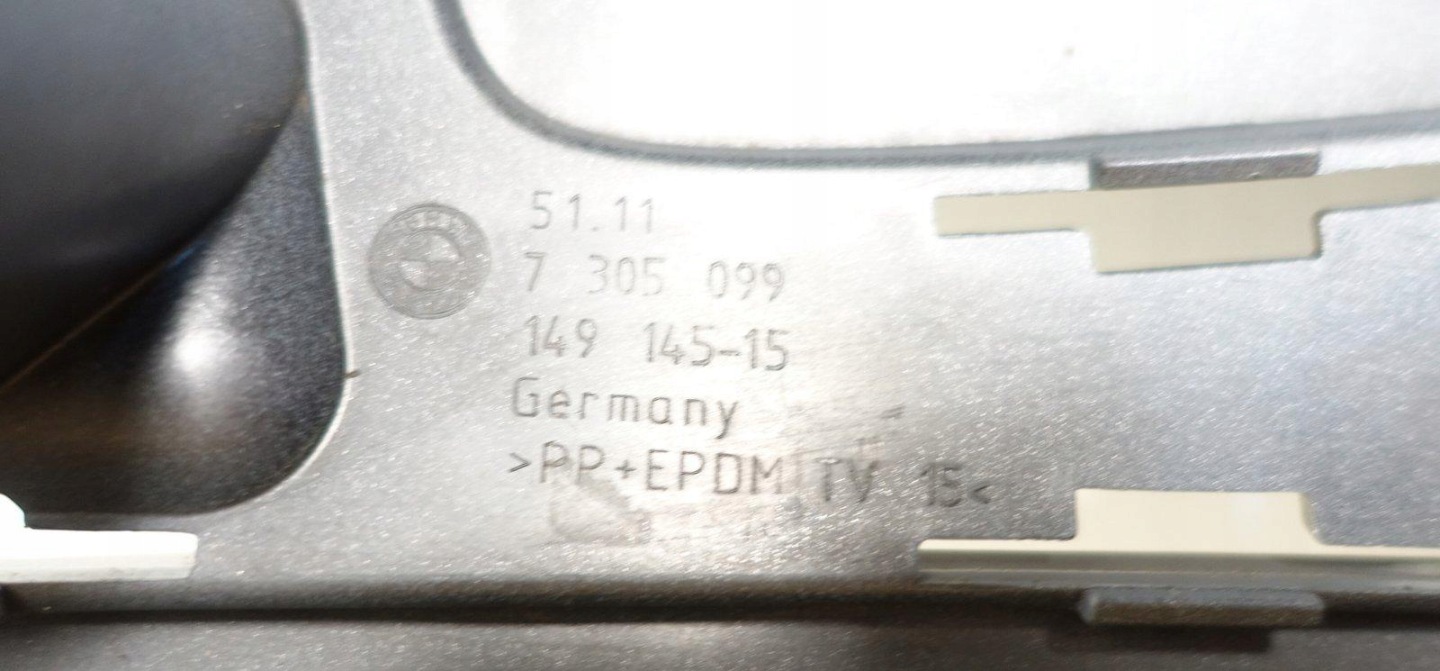 BMW i3 I3 7305099 below 6 PDC 2013-2017 bumper front front
