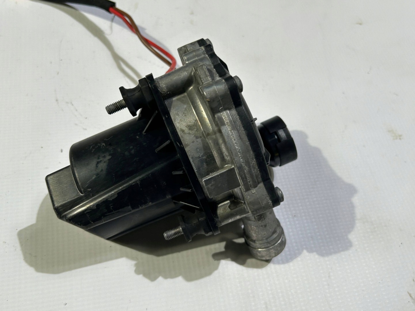 Pumpe luft wtornego Maserati Quattroporte 2013