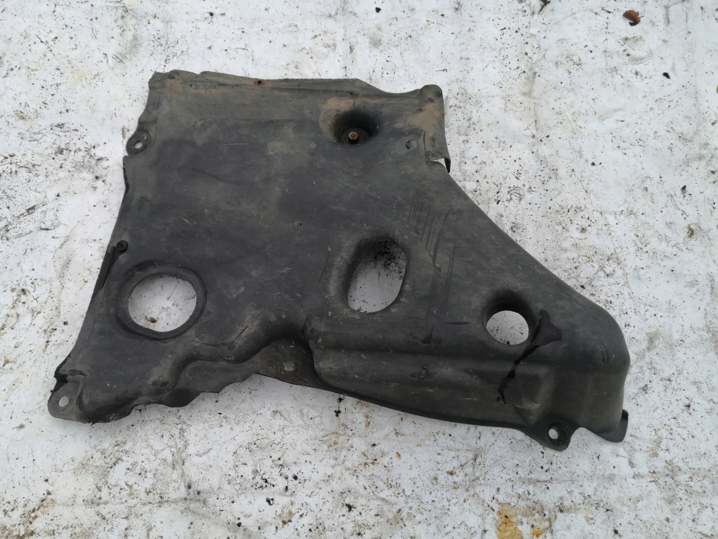 motor cover MERCEDES W220 A2205242130R