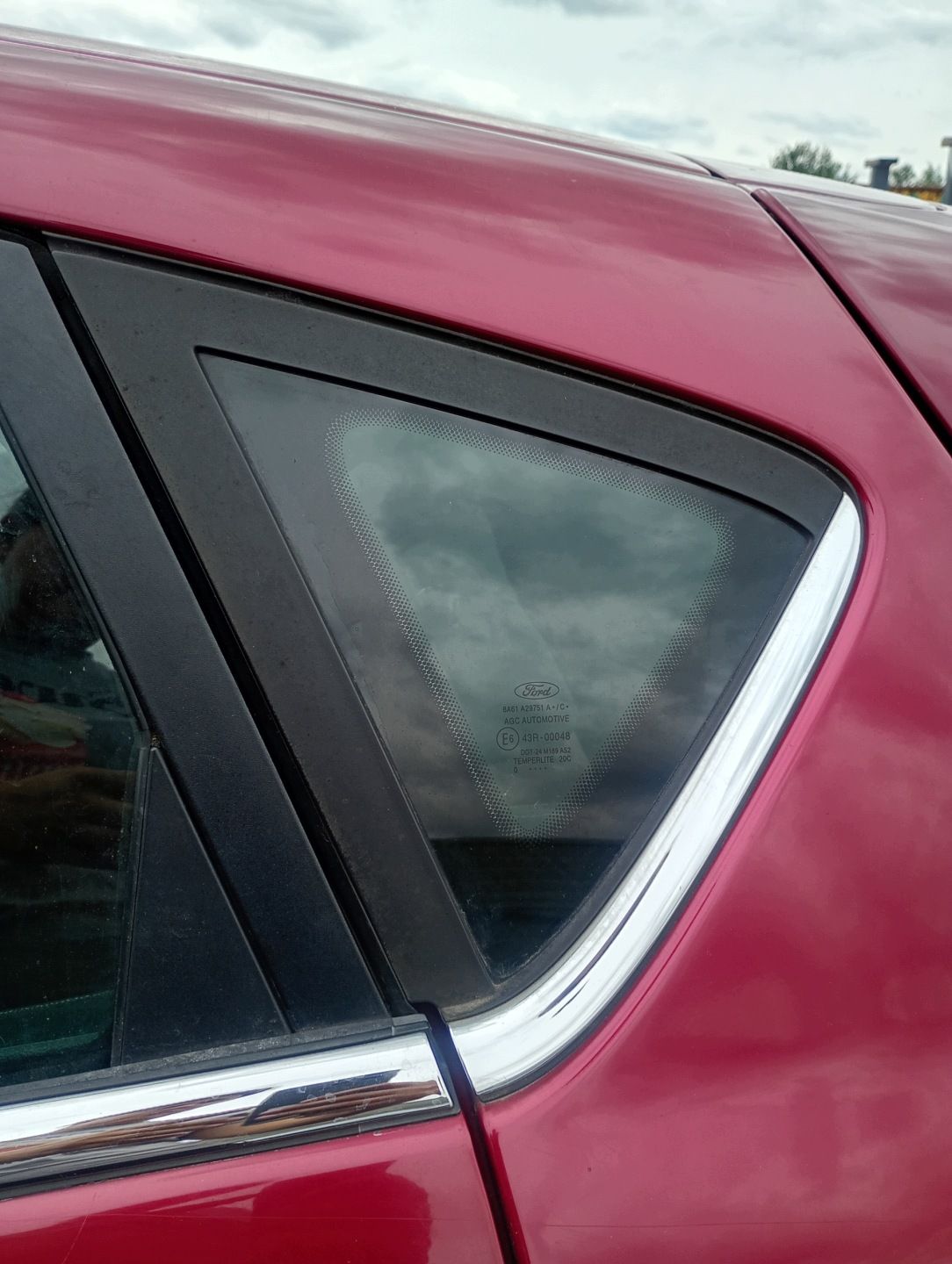 window side bodywork left Ford Fiesta 7 MK7 10-15