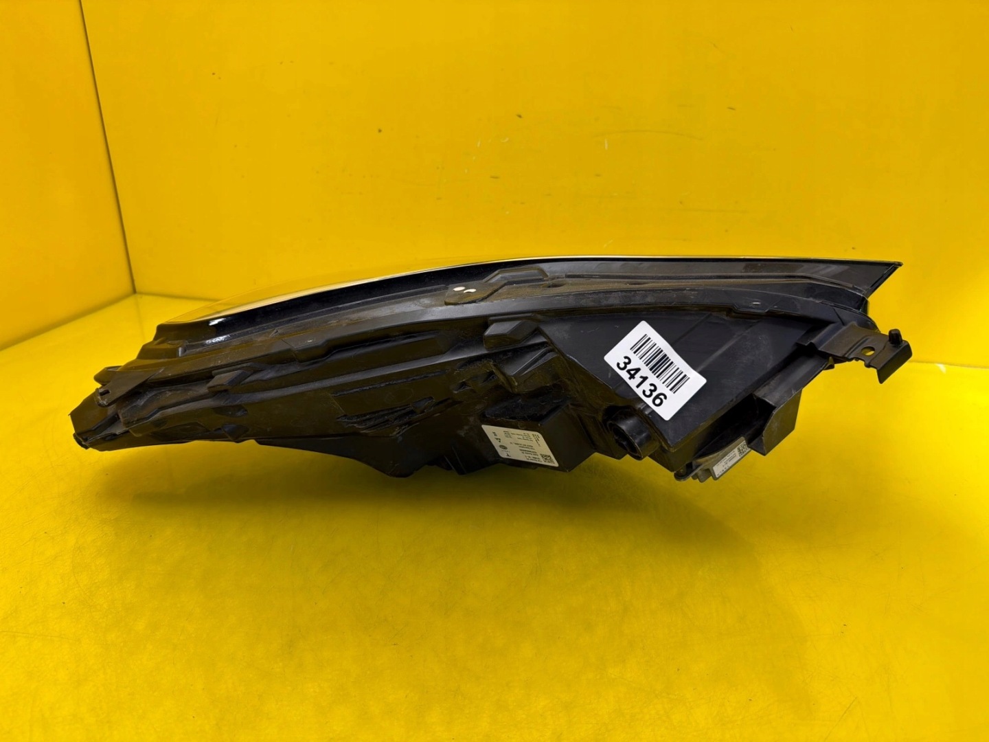 light left front Tesla Y Lift Full Led 1514952-00-C