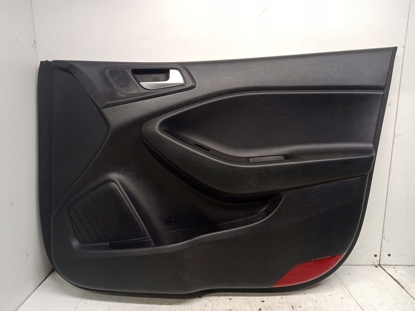 HYUNDAI I20 II side upholstery door right front EU 2014