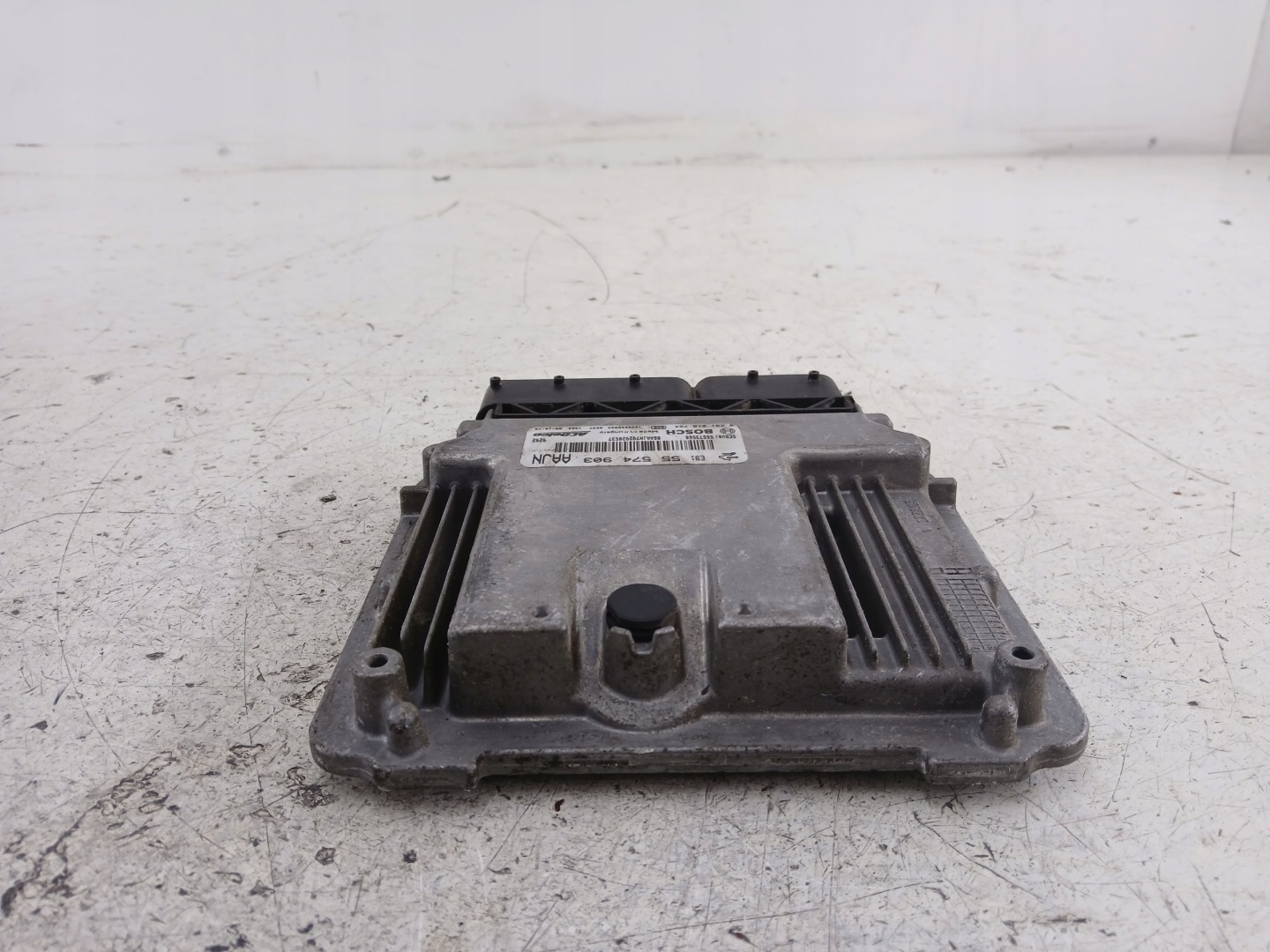 control unit computer of the engine OPEL INSIGNIA A 2.0 CDTI A20DTH 55574903 08-13