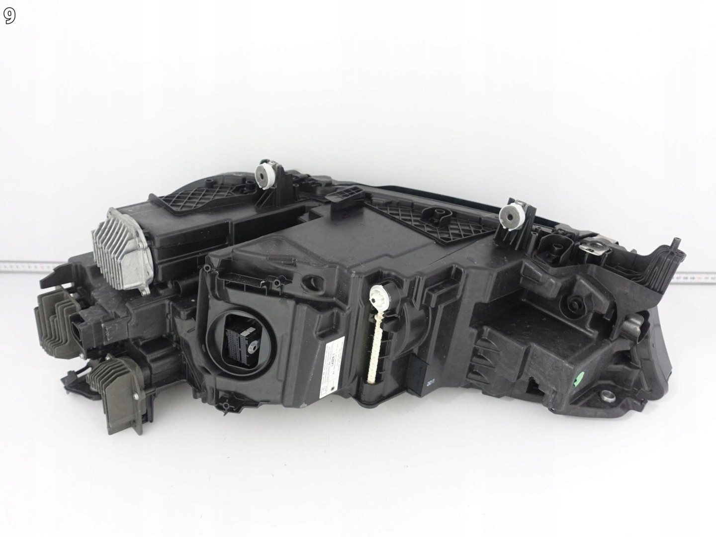 BMW iX I20 M60 21-25 light LASER right front EUROPA + MODULY