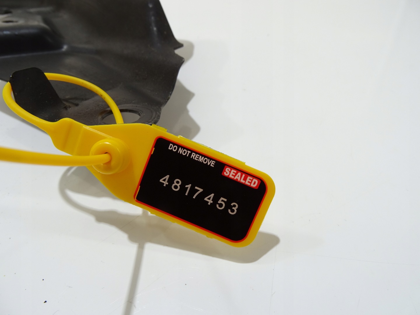 Support plaque Pare choc SRODKOWE BMW E61 LIFT 7163462