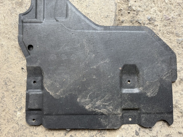 AUDI A8 D4 LONG cover left chassis left rear part rear 4H4825213C