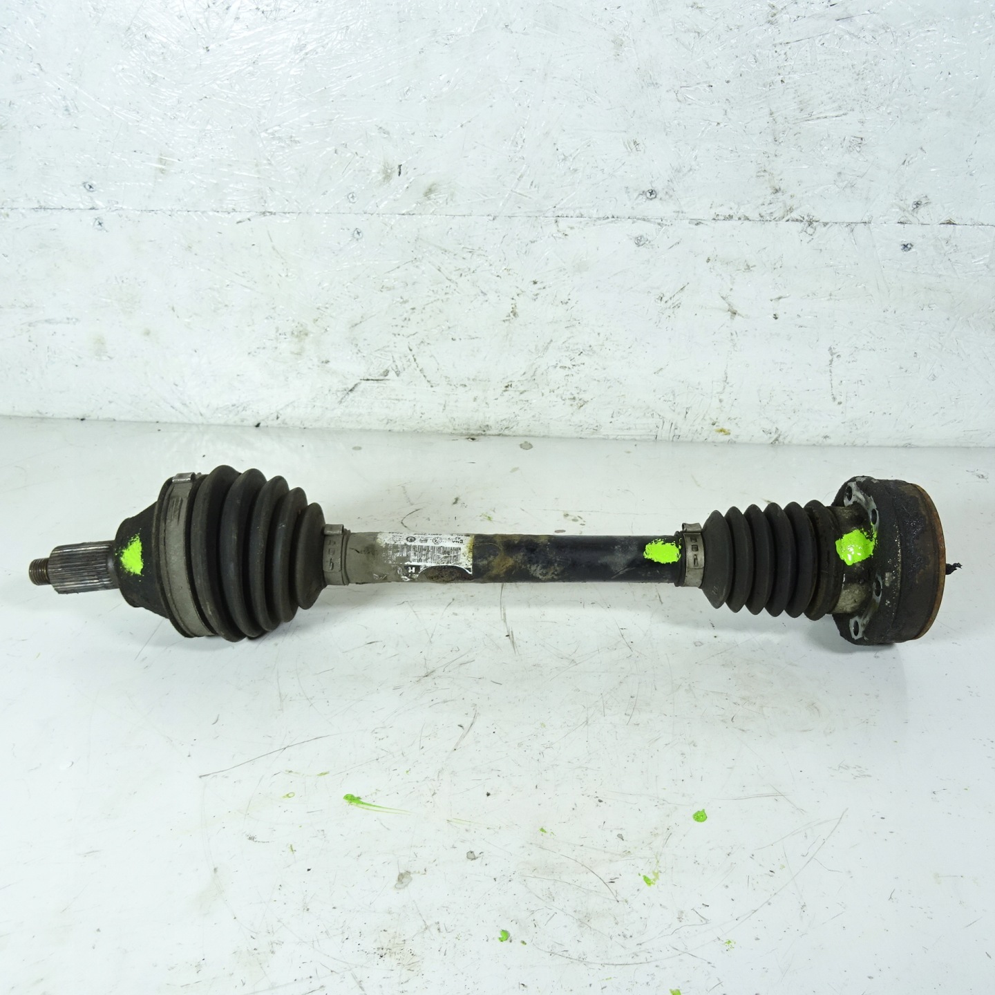 VW POLO IV 1.4B semi-axis left front