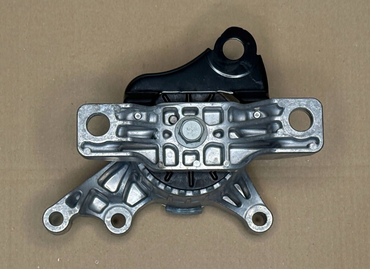 FORD S-MAX MK2 2015-2023 2.5 HYBRYDA holder engine mount original