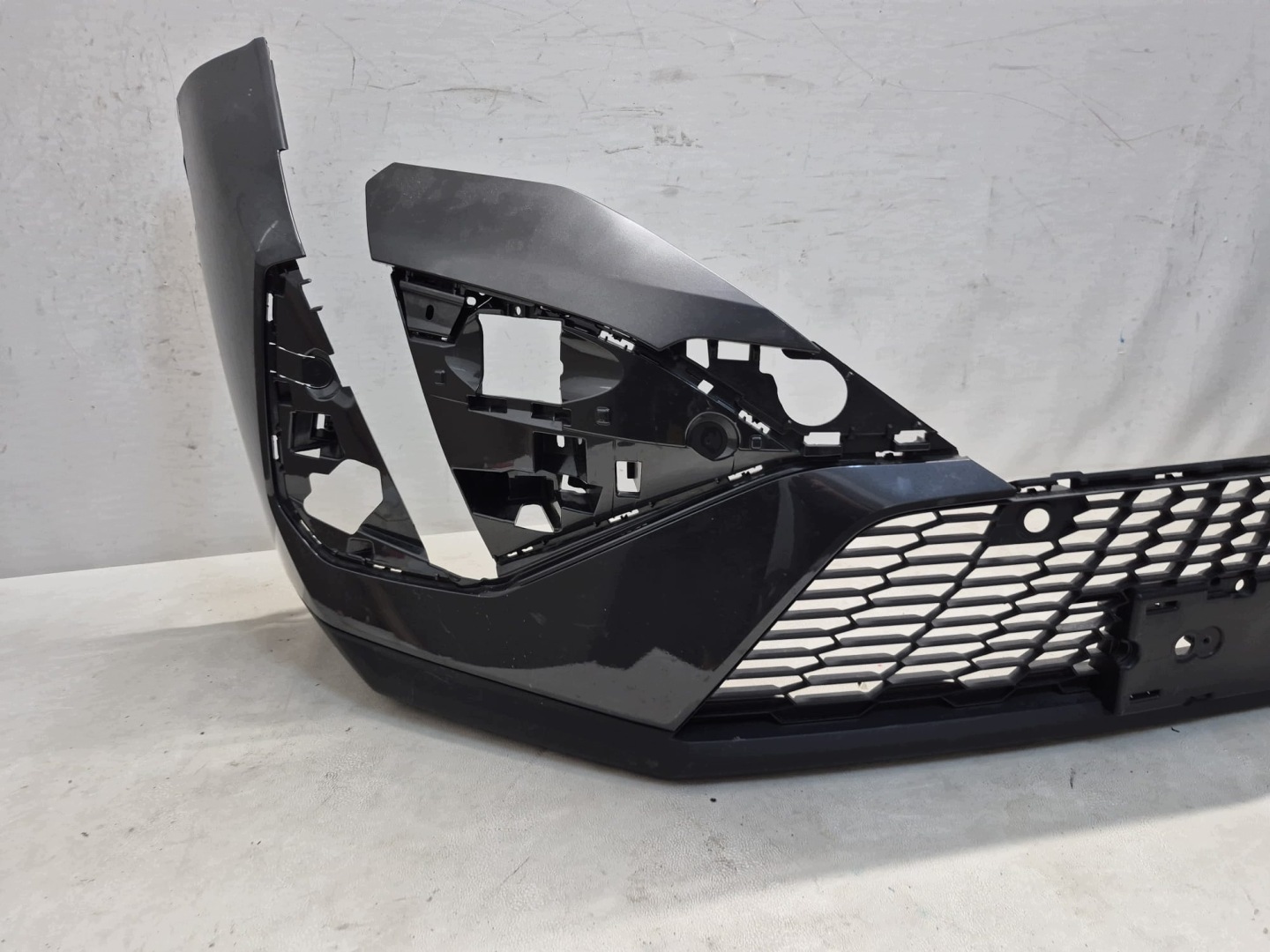 PEUGEOT 408 22- bumper front front grid 9844515080