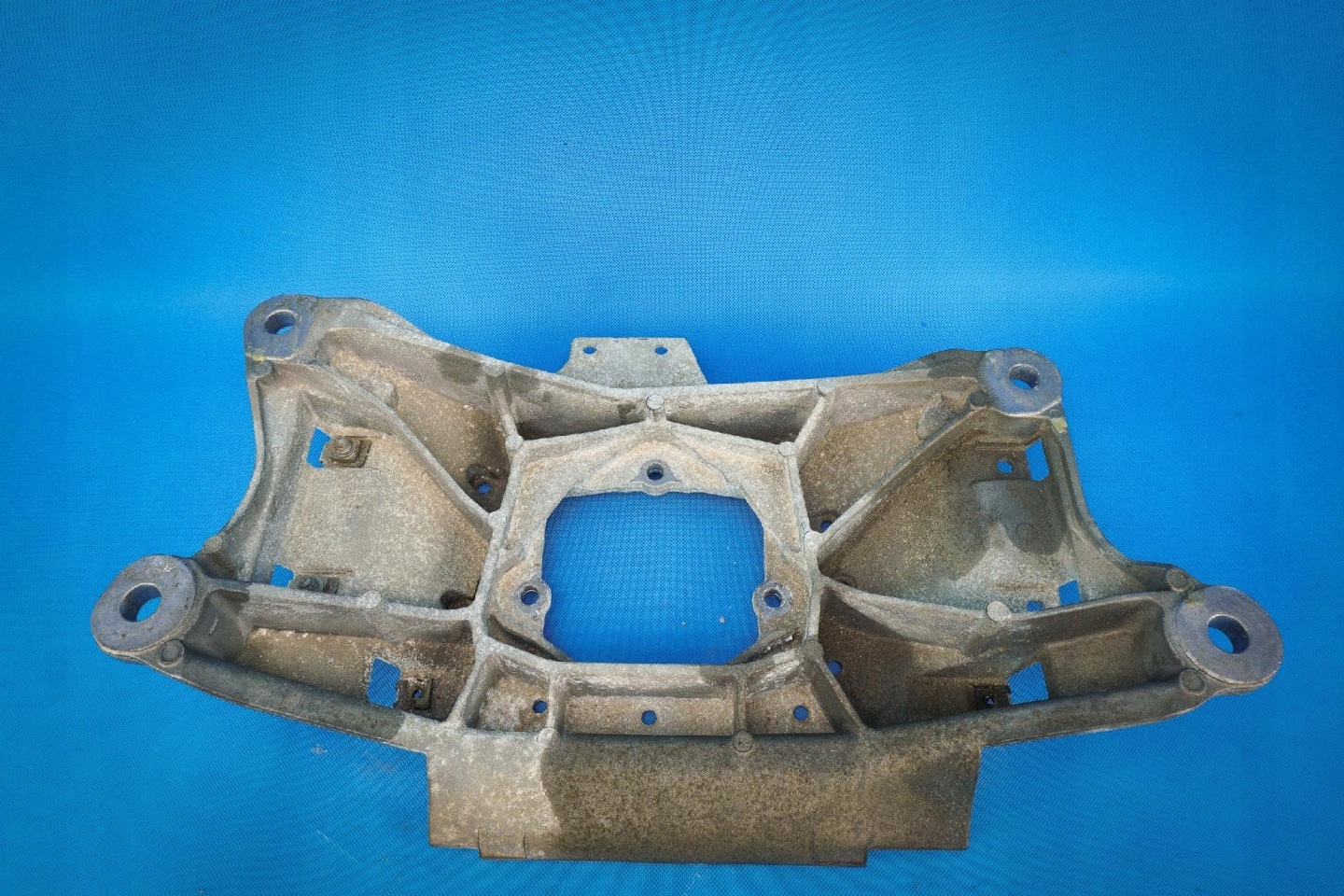 Supporto cambio ingranaggi Audi A4 A5 A6 8K0399263BH