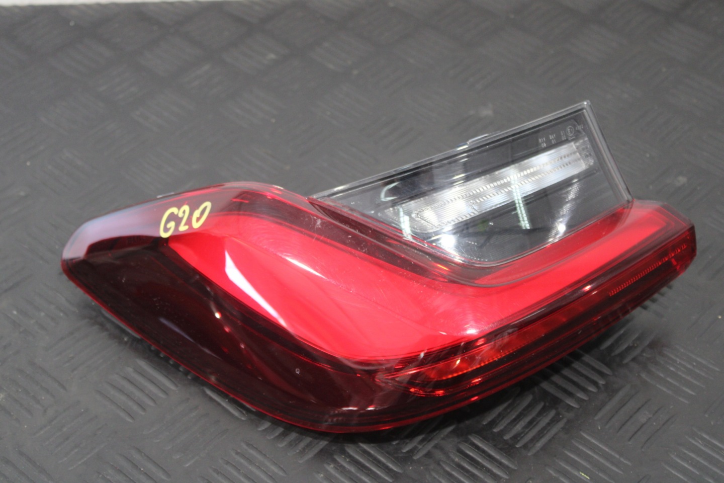 light left rear part BMW 3 G21