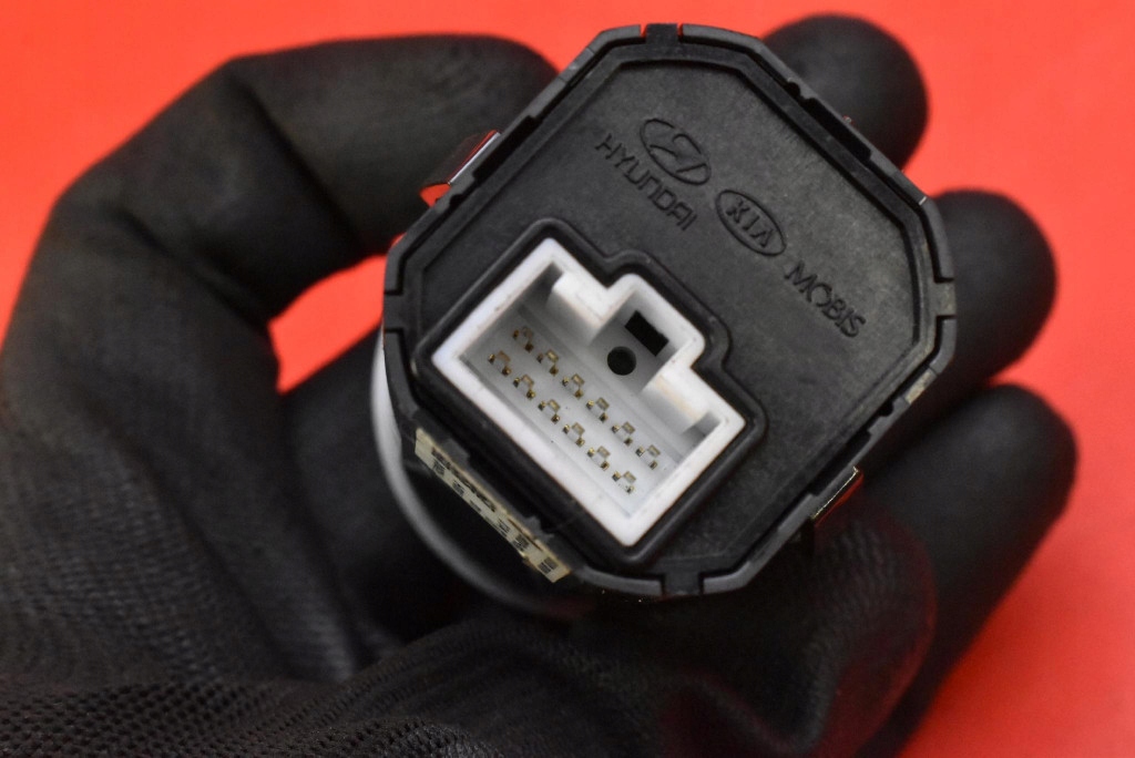 ignition key button START/STOP 93500-J9000 HYUNDAI KONA 1 and 1.6 GDi