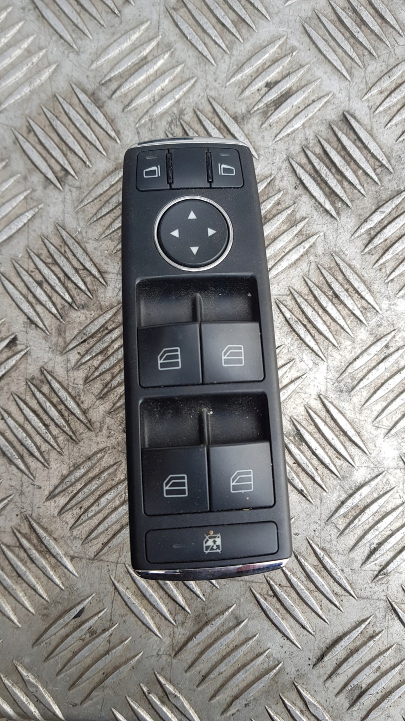 MERCEDES W212 control panel of the window A2128208210