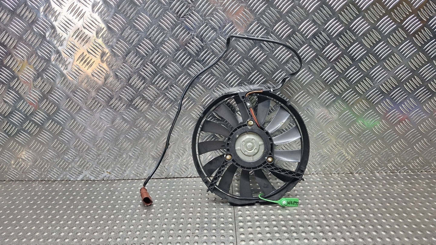 ventilátor chladiče OE 8D0959457A AUDI A4 B5 A6 C4 C5 2.4 2.7 2.8 4.2