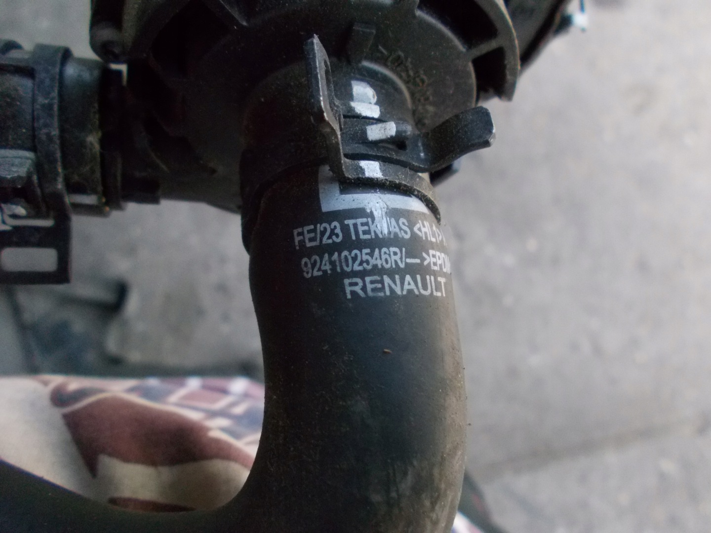 RENAULT MASTER III LIFT crijeva vode pumpa vode KOMPLET 924102546R