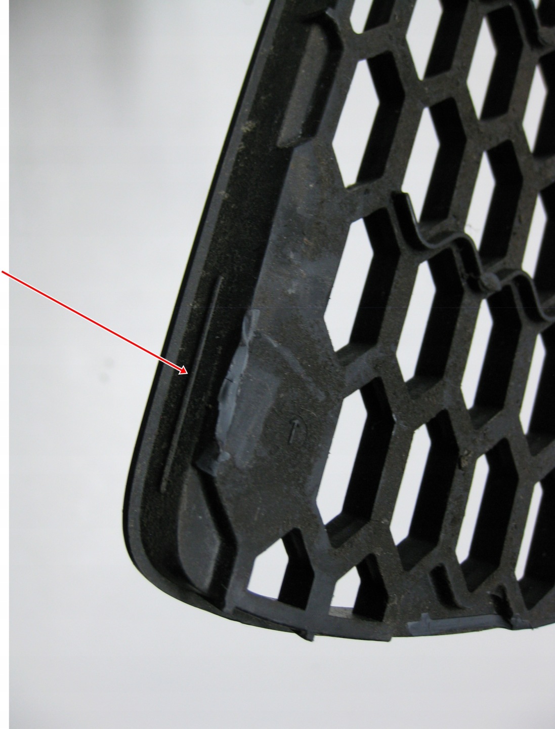 FIAT DOBLO II 13R grid central of a bumper front