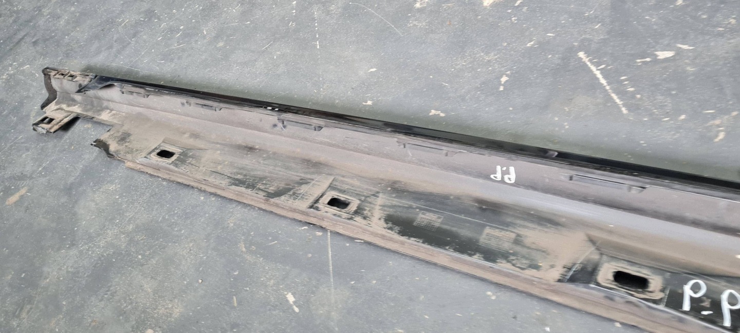 A7 4G moulding cap threshold right LY9B 4G8853856D