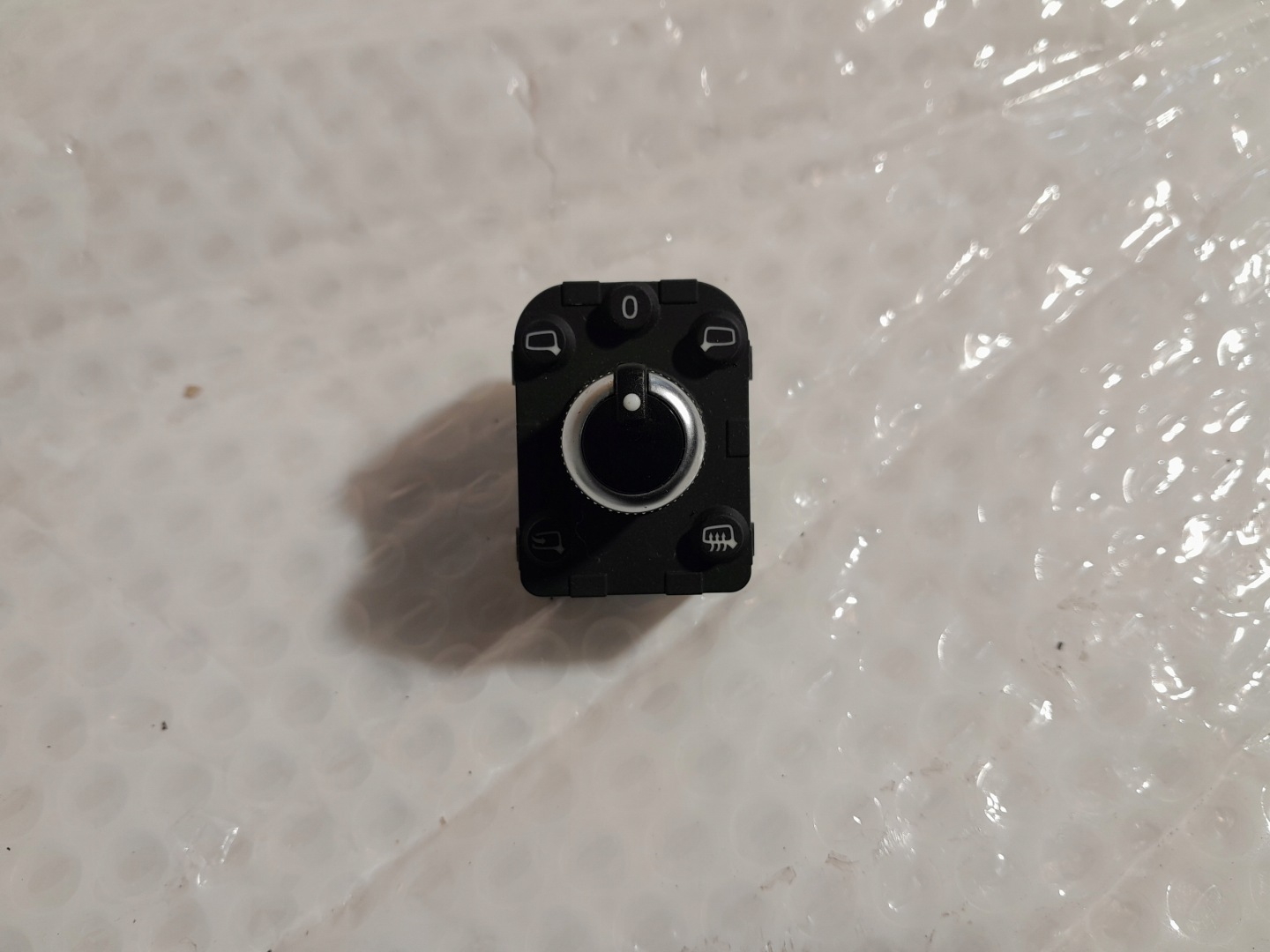 AUDI A4 B9 mirror control switch button 4M0959565M