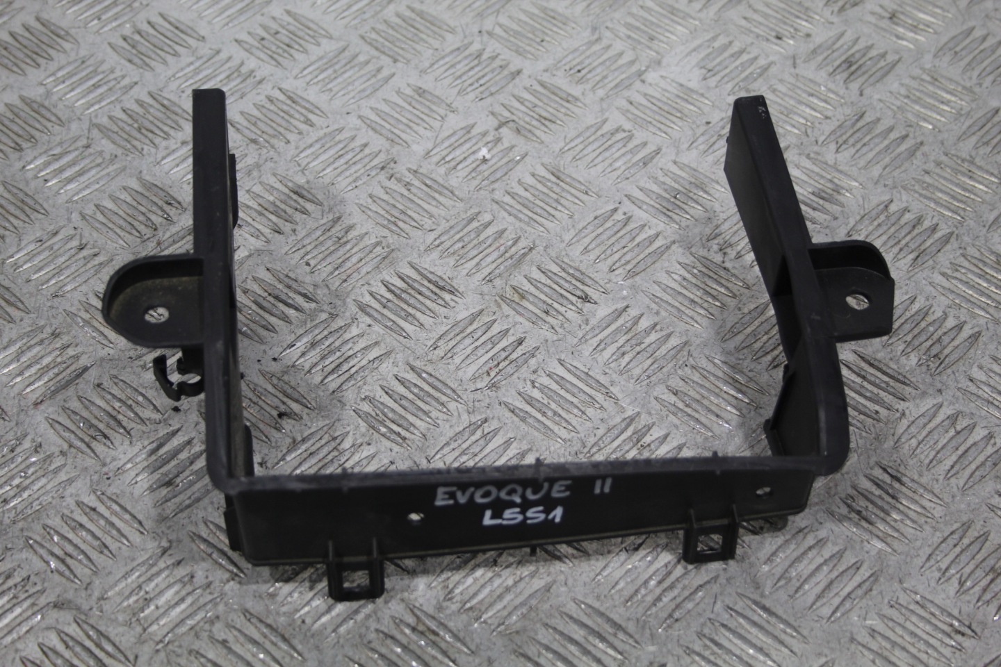 Halter AKUMULATORA EVOQUE II 2 L551