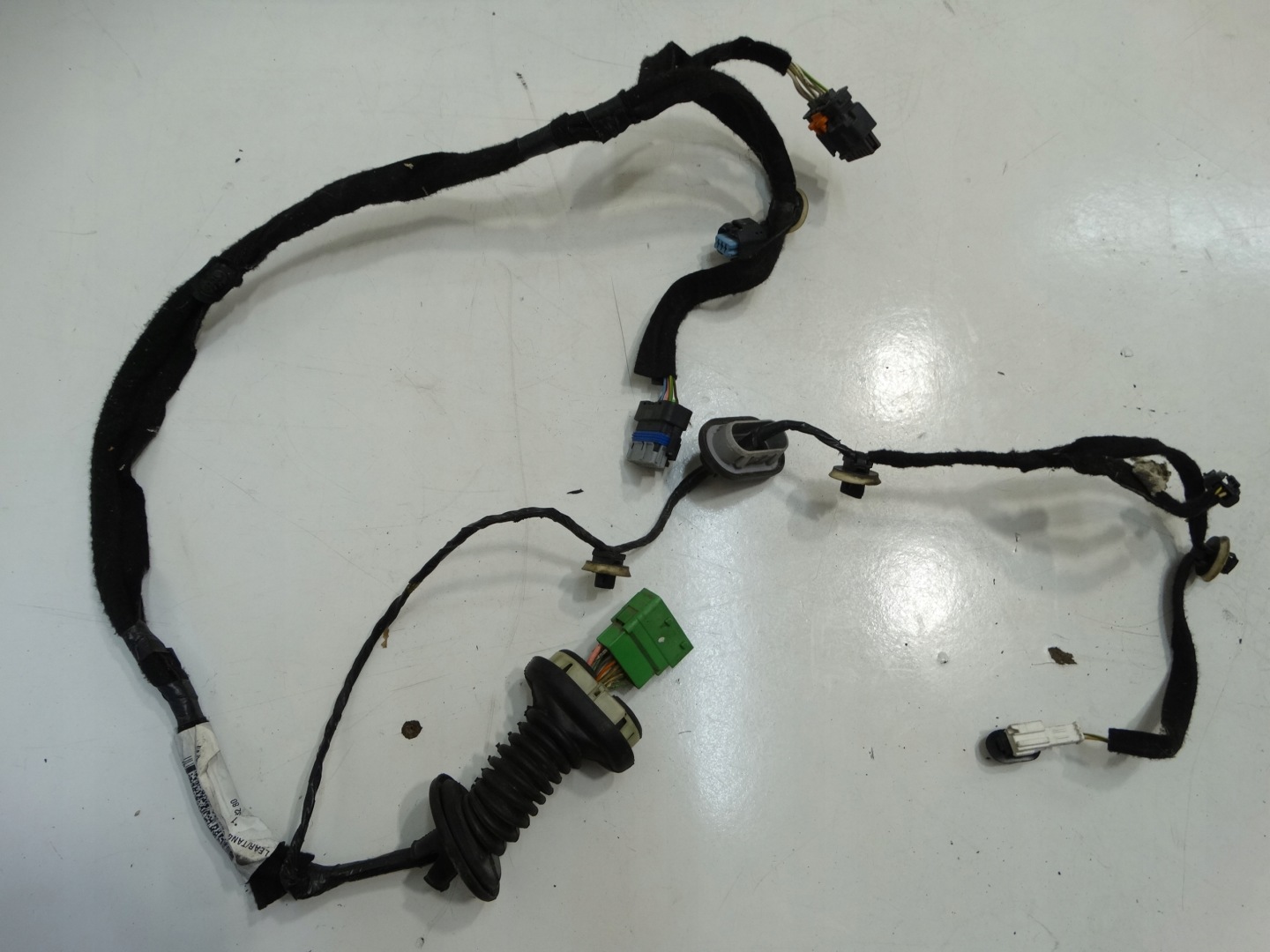 bundle door right rear part CITROEN DS5 9801373280