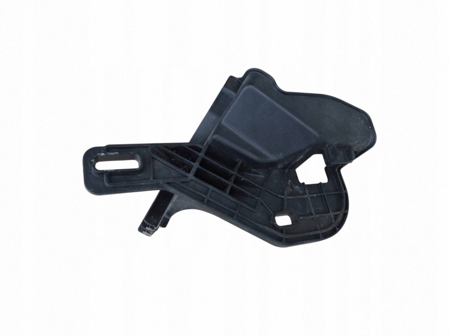 holder of a fender front side left Range Rover Evoque and L538 BJ3216A143AA