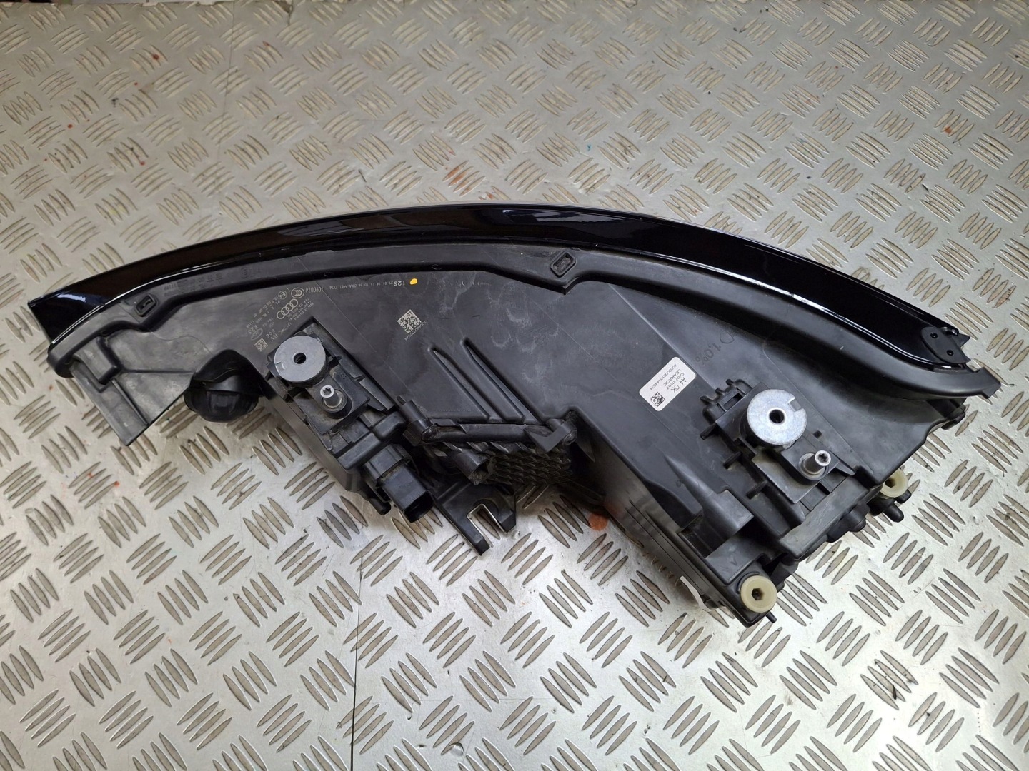 light right front AUDI A1 LIFT 2014R-> 8XA941004 EUROPA