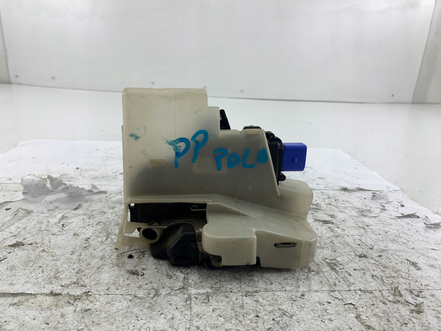 VW POLO 9N SKODA FABIA and lock door right front