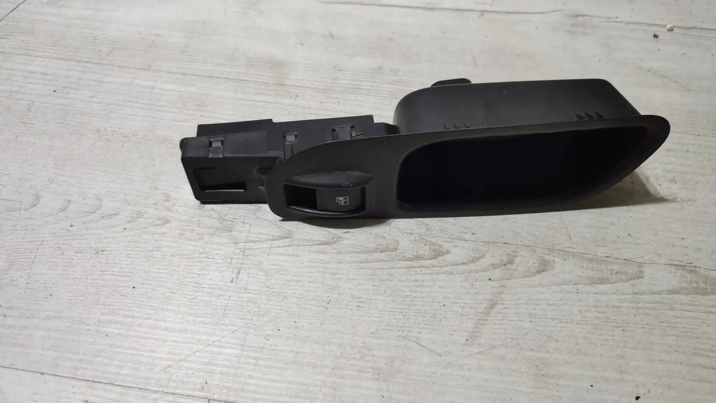 Fiat Tipo II HB 19r. 1.4 rear part side right switch windows