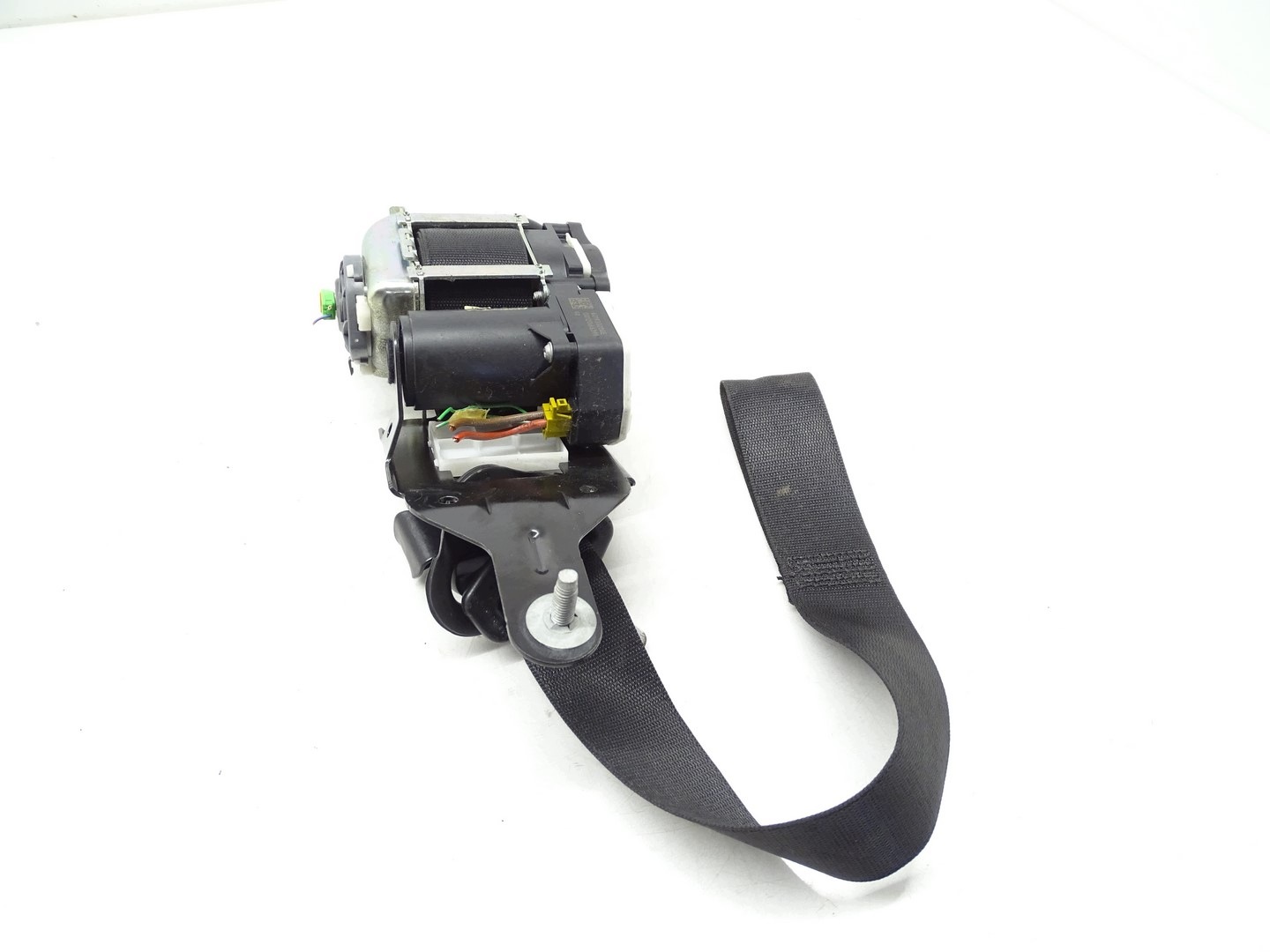 tension belt safety left front front MERCEDES W204 A2048601985