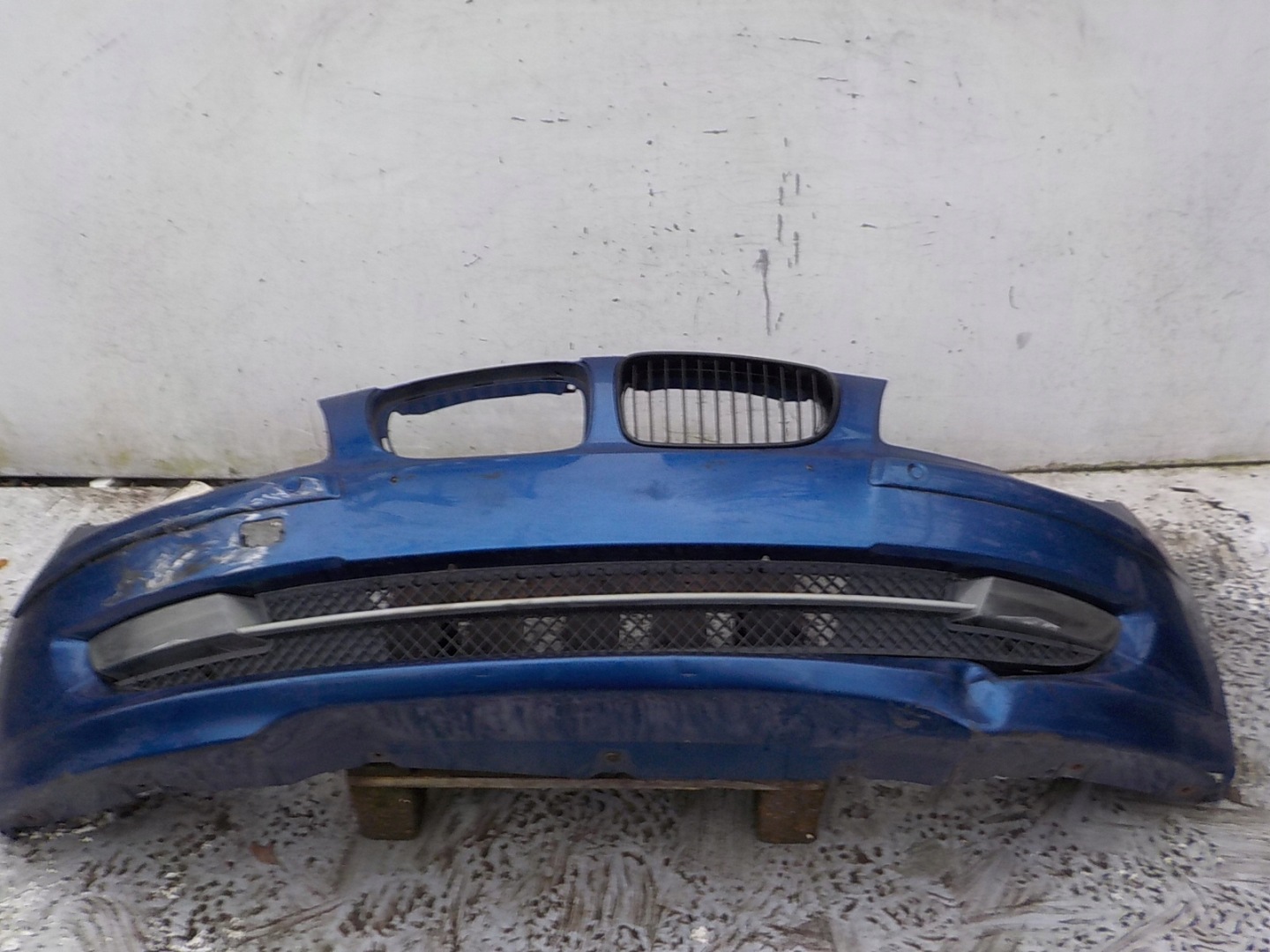 573 BMW 1 E81 E87 LIFT Stoßstange vorne vorne