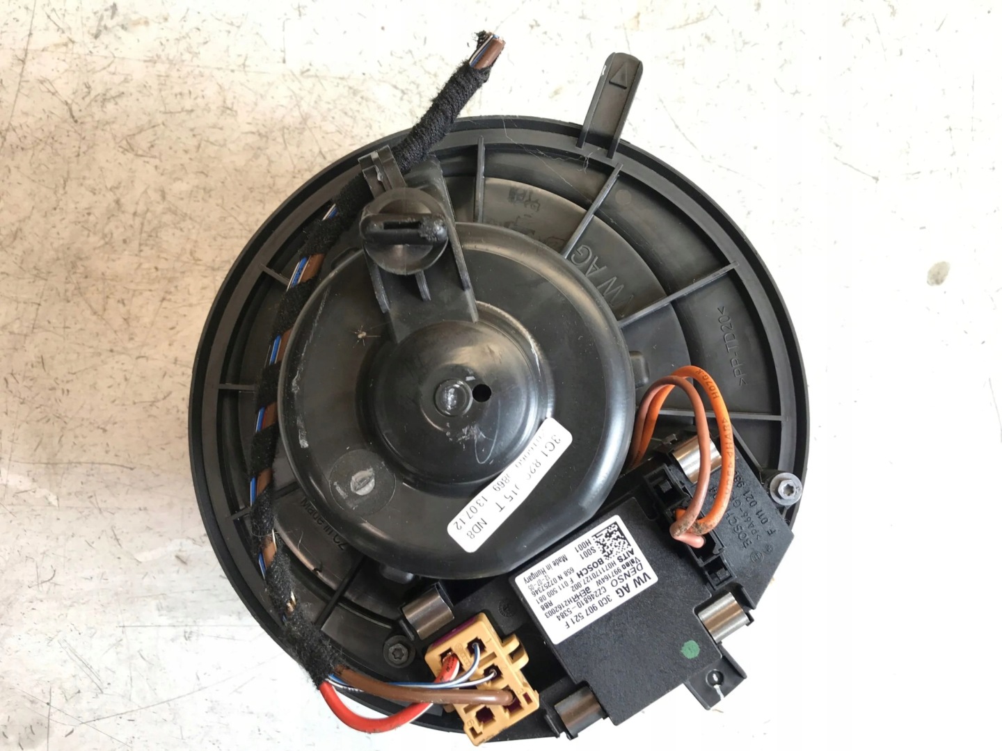 Lüfter DMUCHAWA VW SKODA AUDI 3C1820015T