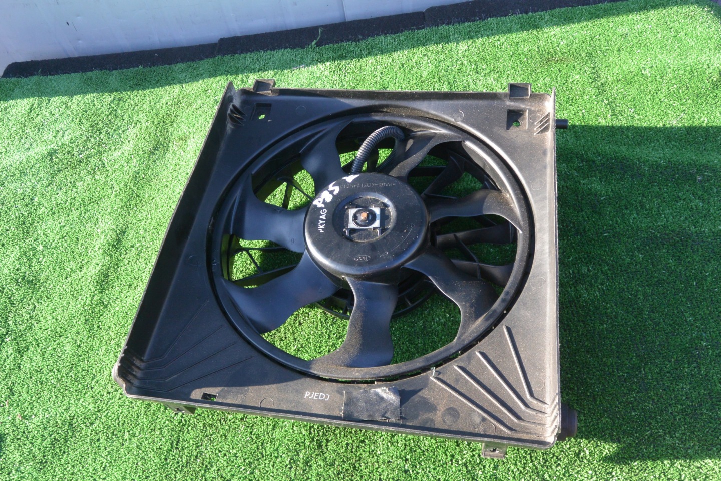 ventilator hladnjaka TESLA MODEL S