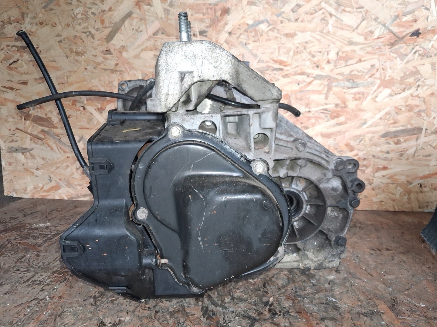 Getriebe FORD FIESTA MK7 1,25 8A6R7002CE