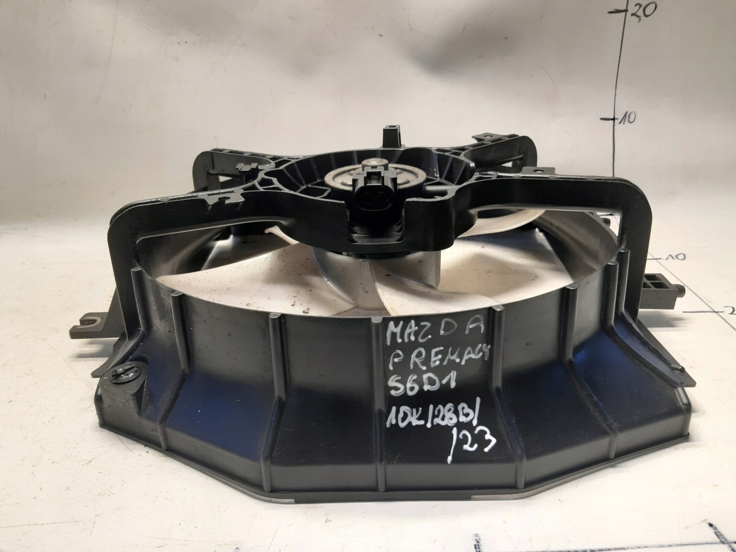 Ventola radiatore Mazda Premacy e 122750-5422