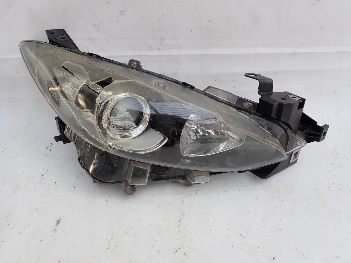 MAZDA 3 III 13-16 PUSZKA light front front right
