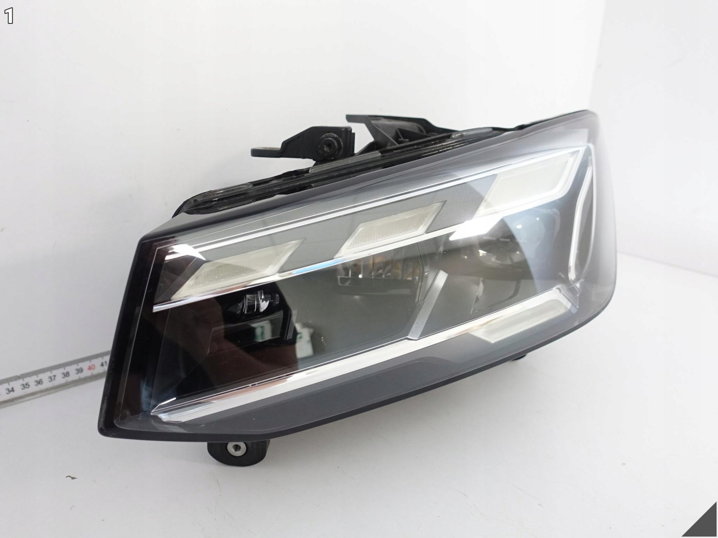 AUDI Q2 SQ2 81A LIFT 20- light HEADLIGHT MATRIX FULL LED left front EUROPA