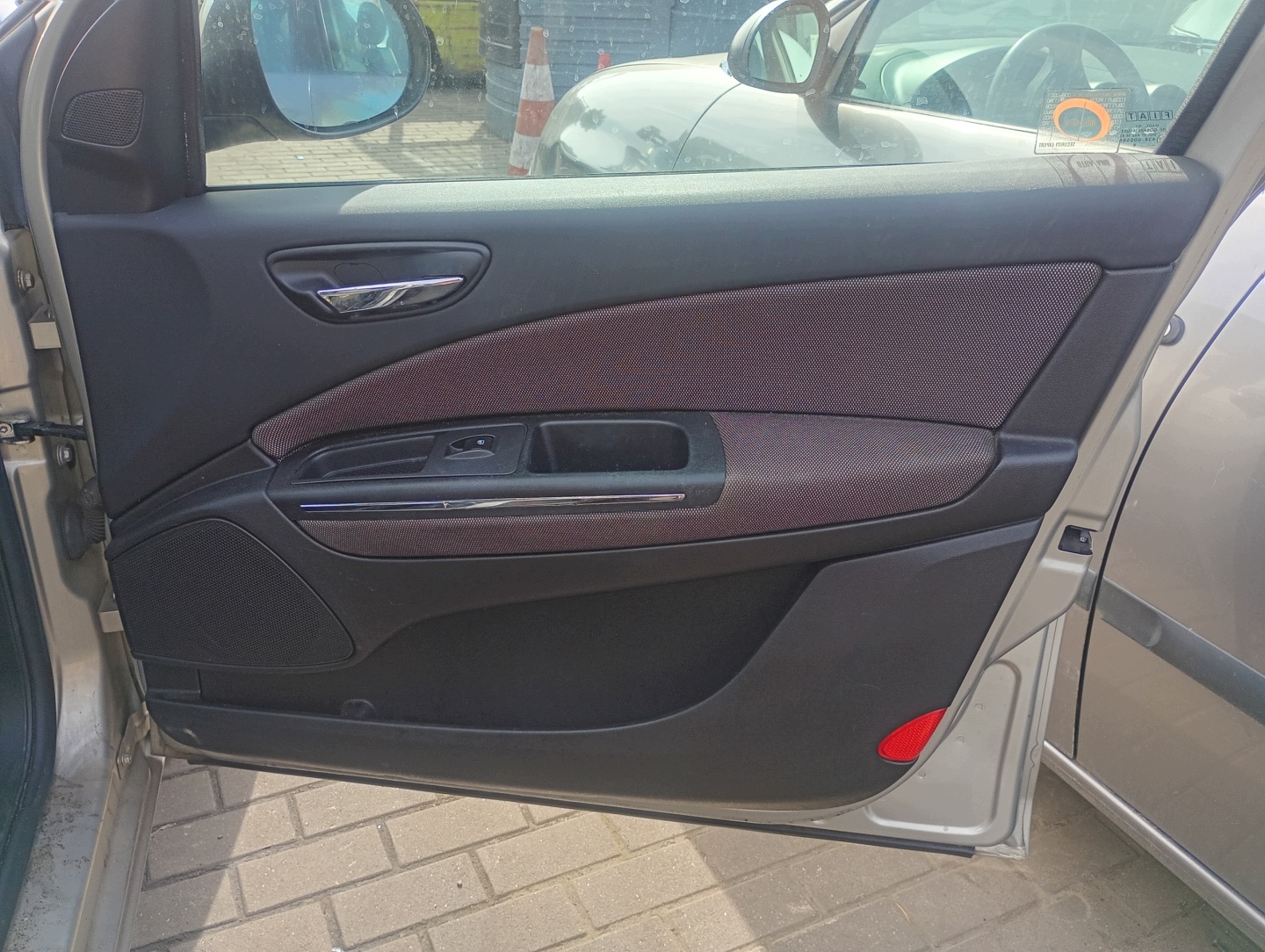 upholstery side right front Fiat Bravo 2 II 08-14