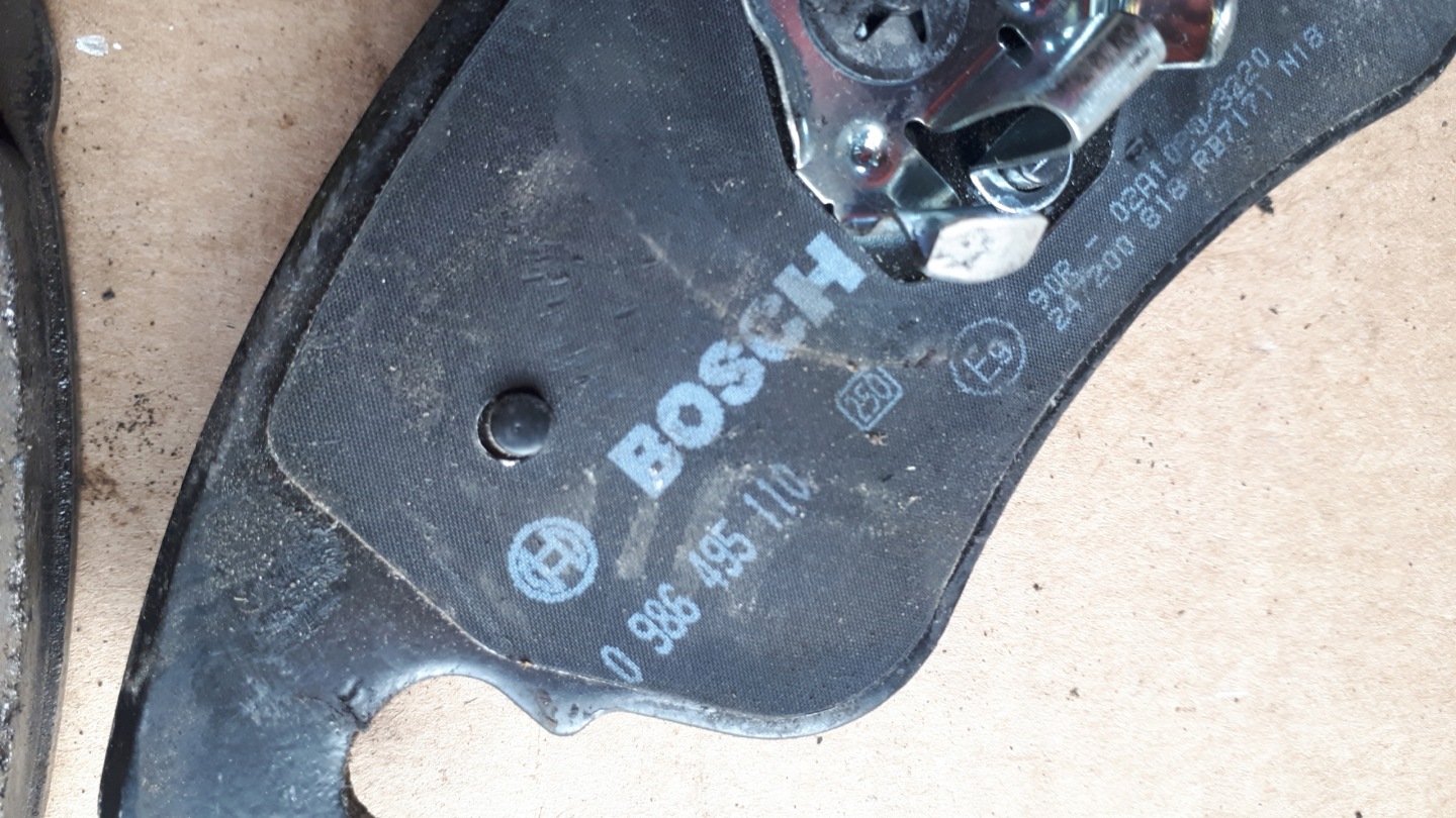 A7 4G plotýnky předek BOSCH 3.0 TDI A6 C7 A4 B8 A5