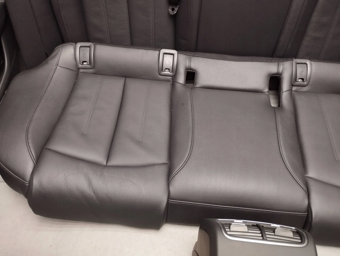 Audi A6 C7 4G sedan seats side leather without AIRBAGOW