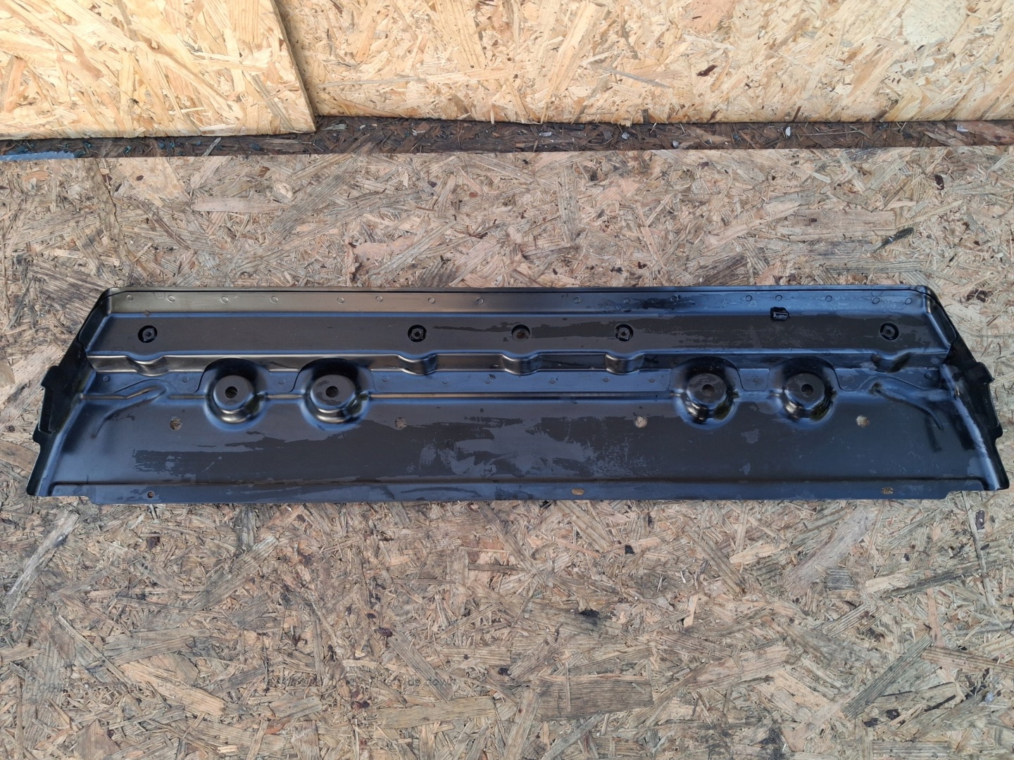 cover cover chassis RENAULT megane V E-TECH E-TECH 748303860R