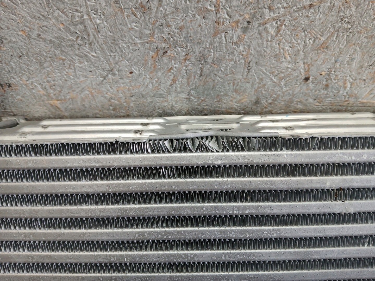 Kühler luft INTERCOOLER NISSAN RENAULT 144962803R