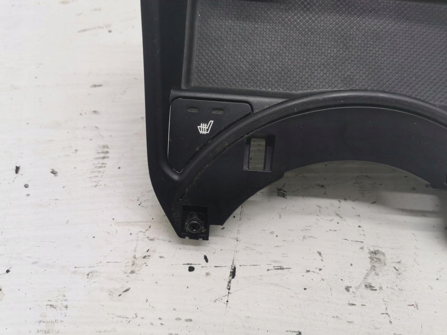 passenger compartment adapter USB KIA SPORTAGE III 84631-3W900
