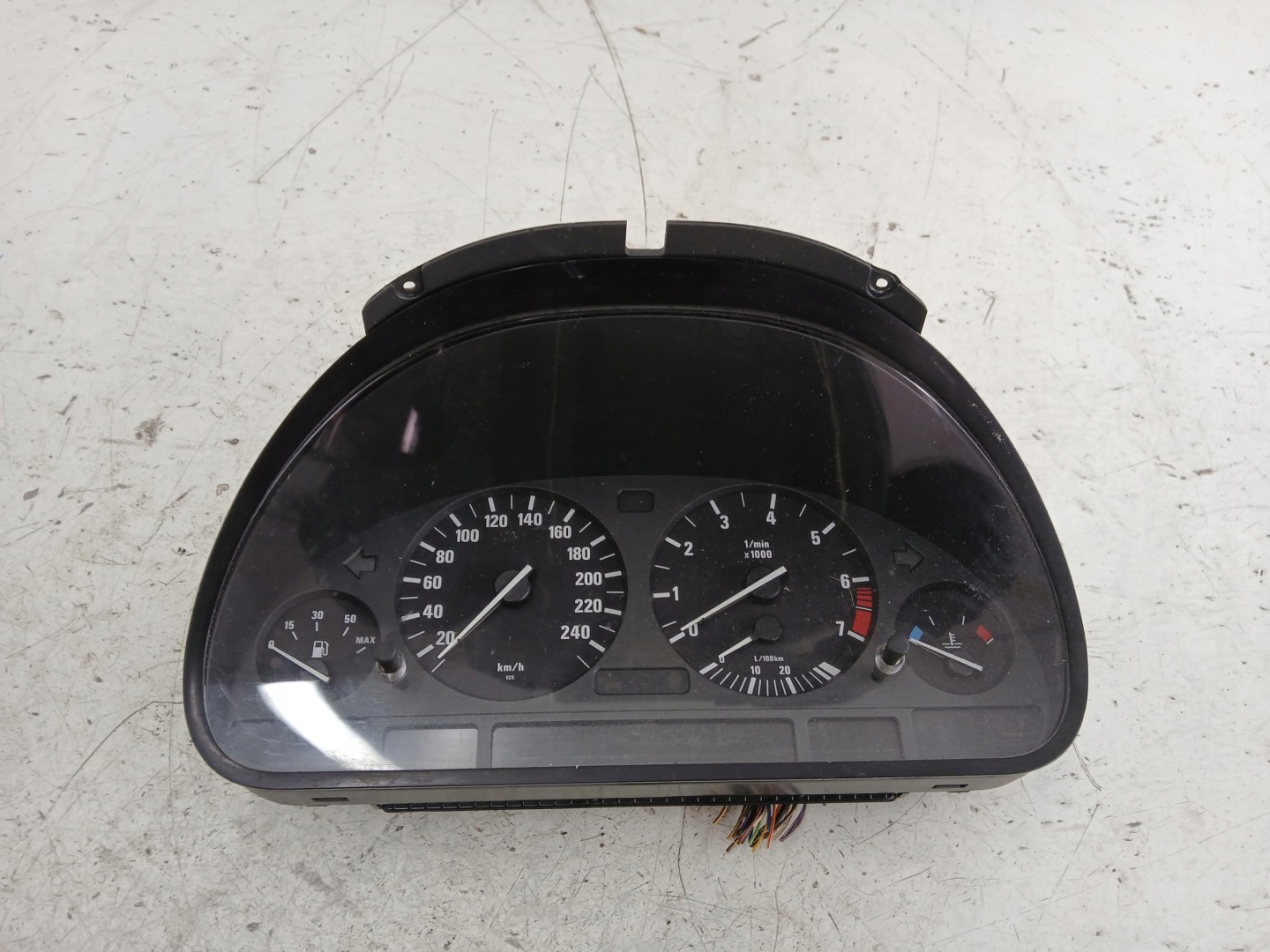BMW E39 2.5 budíky budiky 8387044