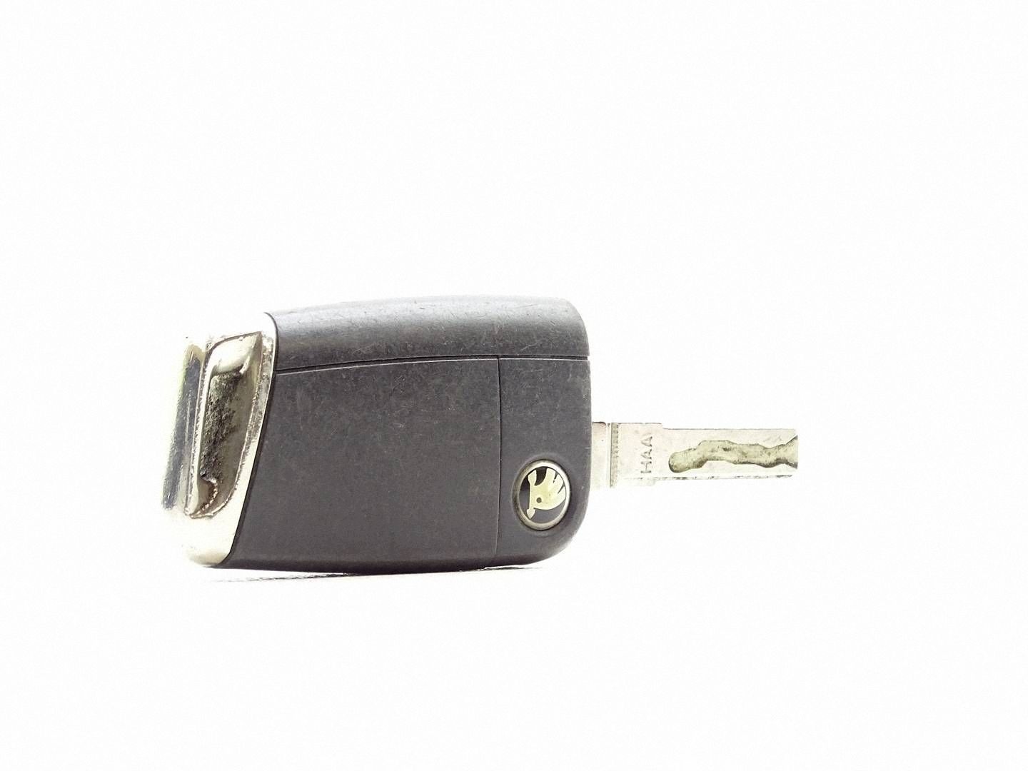 key PILOT SKODA OCTAVIA MK3 5E0959752A
